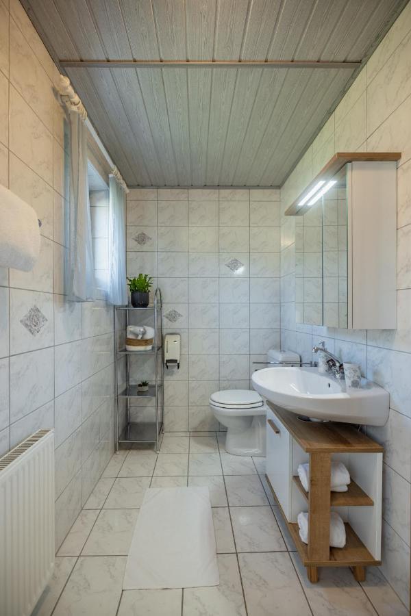 טרופולאך Gaestehaus Nassfeld מראה חיצוני תמונה